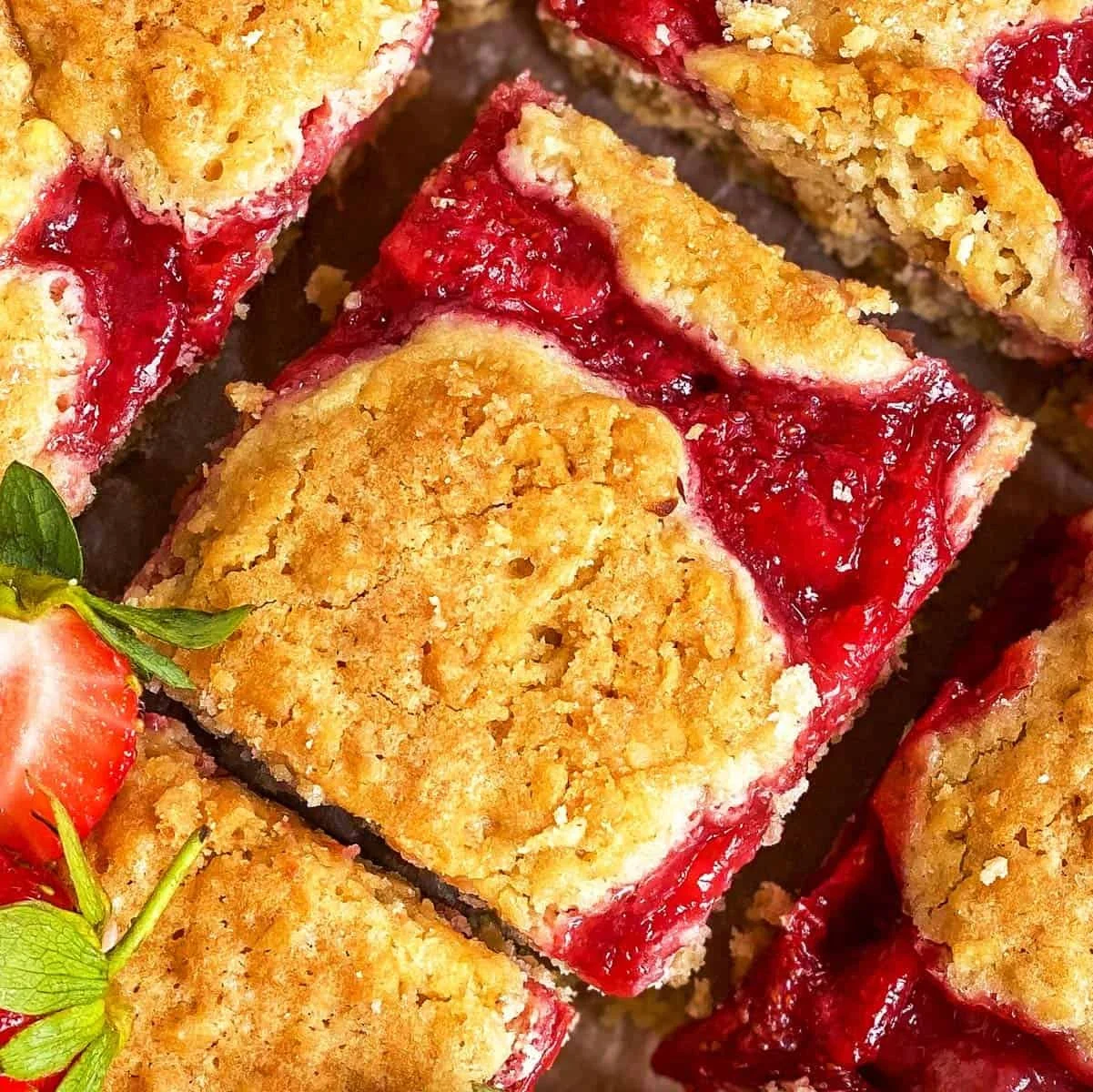 Strawberry Oatmeal Bars